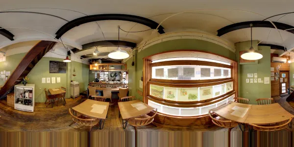 French cafeteria Cercle
