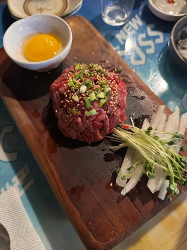 철산육회 철산본점