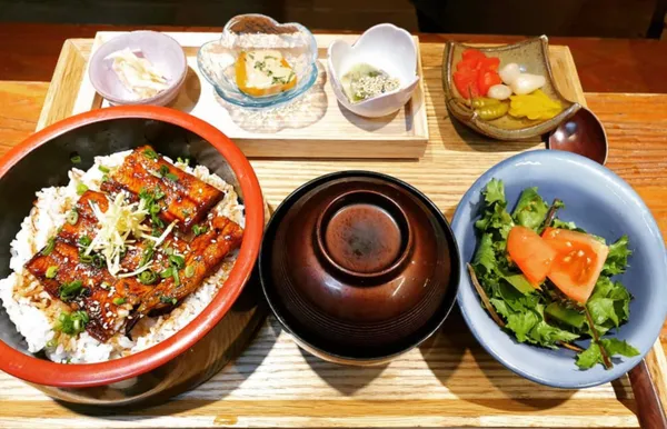 홍일본요리 밤리단길점 사진 3