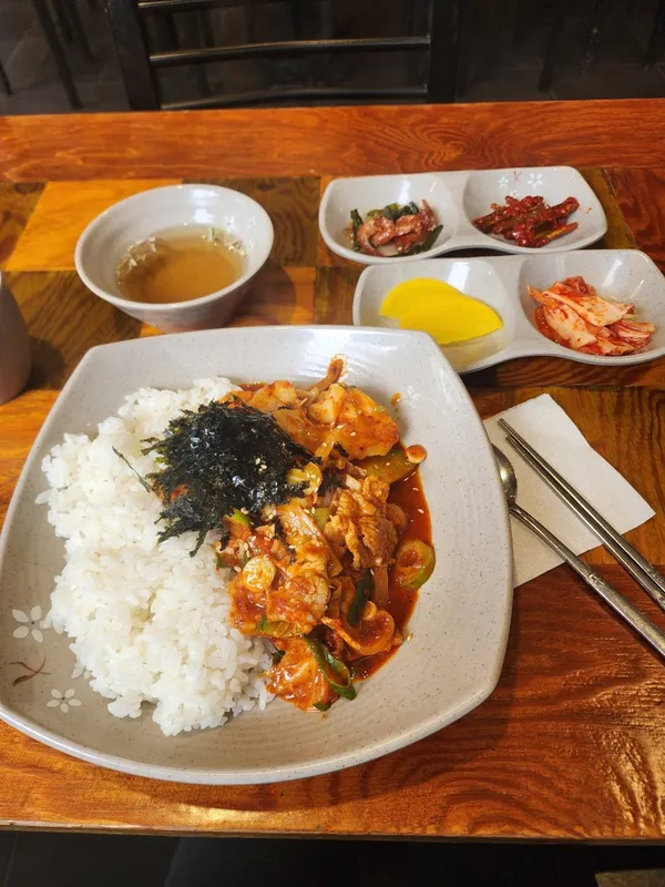다옴분식 학동점 사진 3