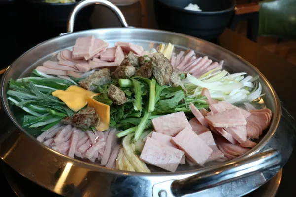 완백부대찌개 여의도식객촌점 사진 2