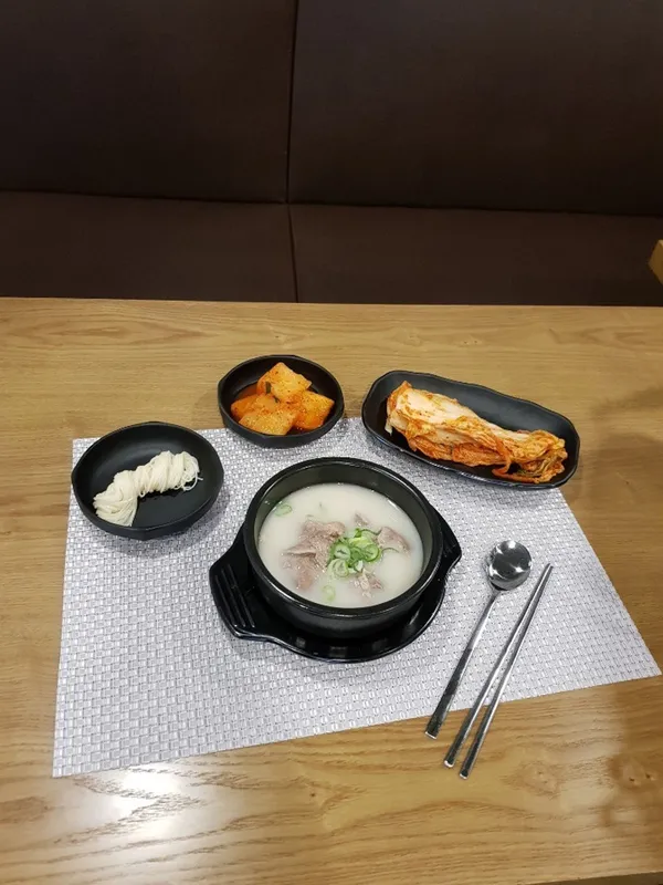 논현담설렁탕