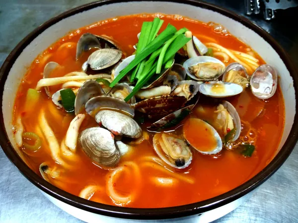 밀채바지락칼국수 본점 사진 4