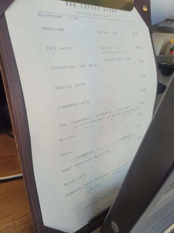 로우커피스탠드 성수점 사진 5