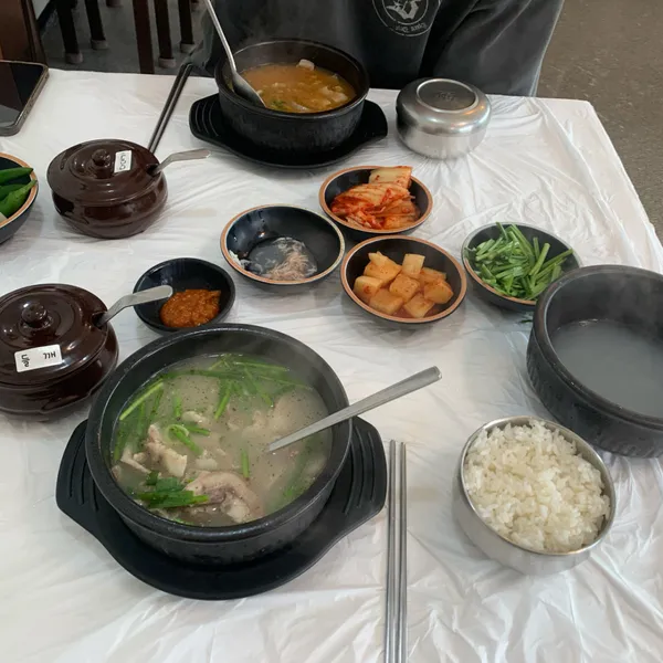 무진장 돼지순대국밥 사진 5