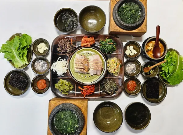 칡산에황제보쌈 은평점 사진 2