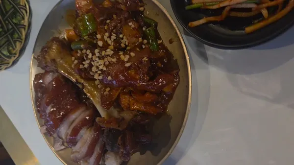 만족오향족발 홍대역점 사진 3