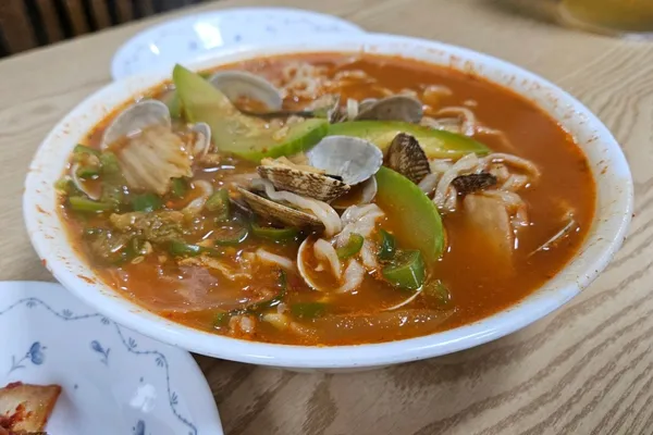 고향손칼국수