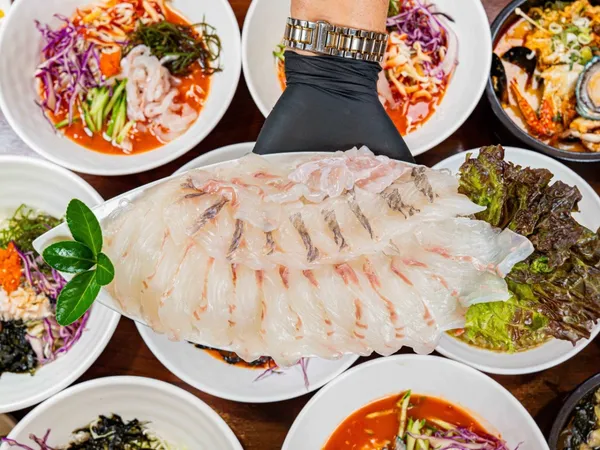 강릉전복해물뚝배기 강릉 사진 5