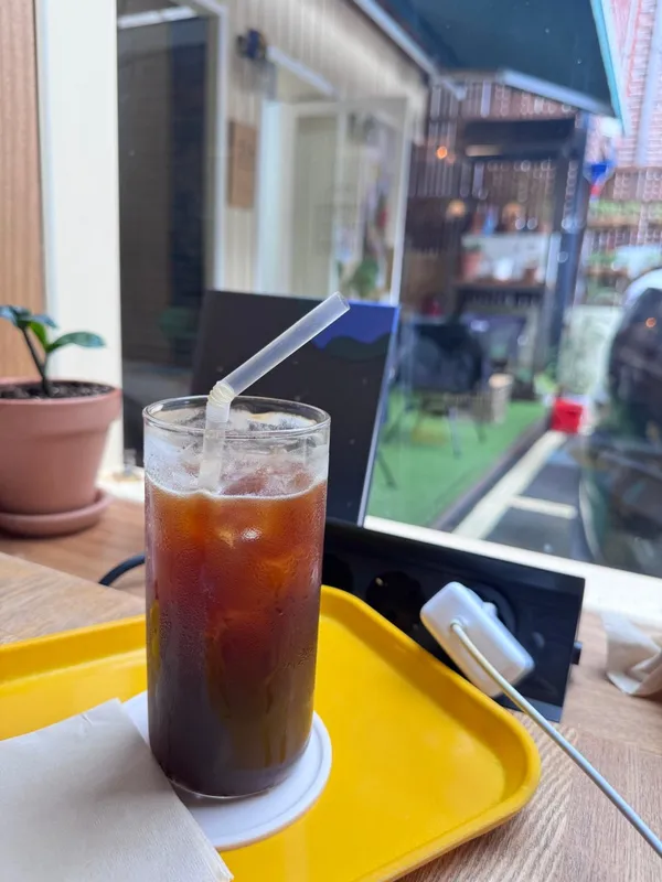 송커피X책공간 사진 5
