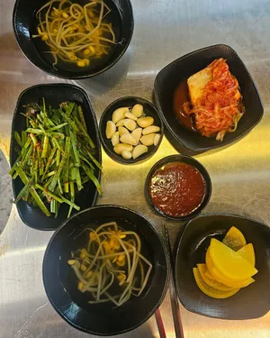 Hwangsokkomjangeosutbulgui Cheonan