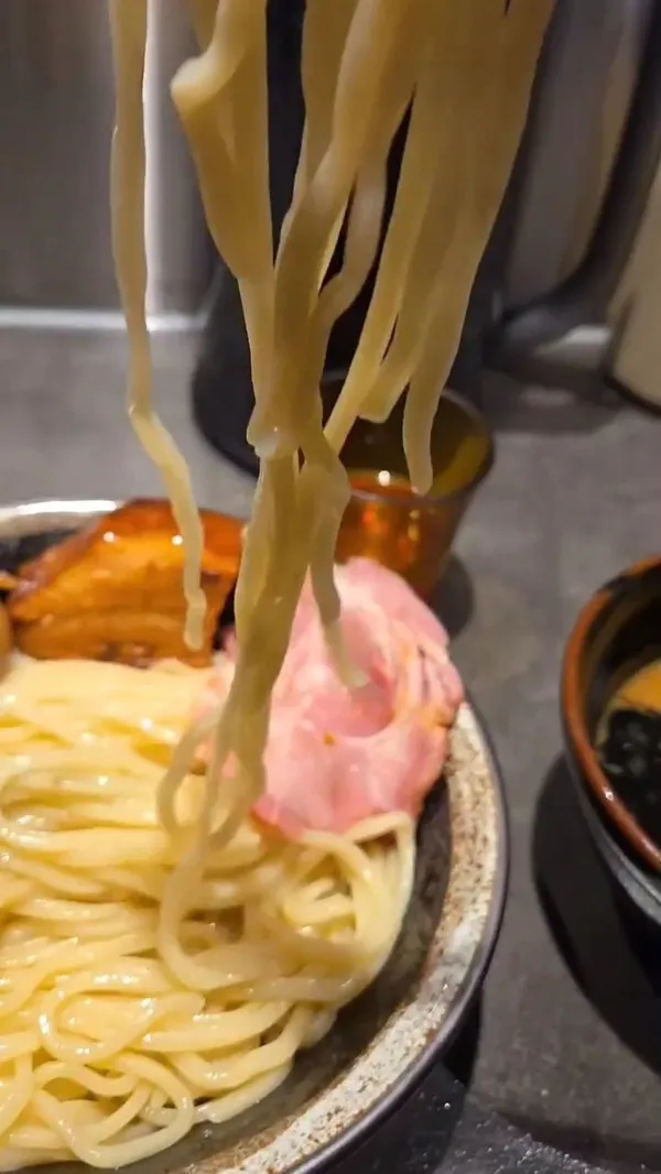멘타카무쇼 홍대점 사진 4