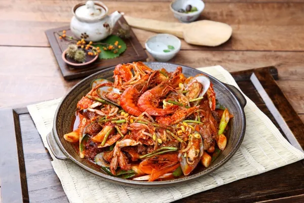 돕감자탕전문점 사진 3