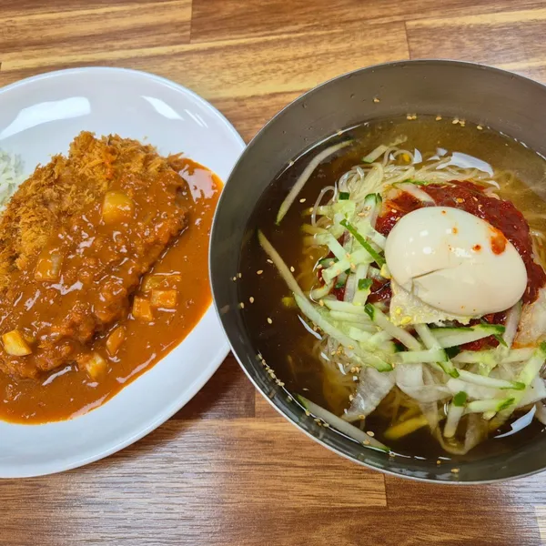 가야밀면&대박 생돈까스 전문점