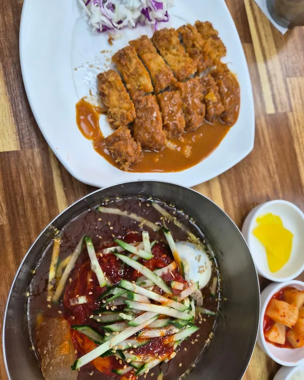 가야밀면&대박 생돈까스 전문점 사진 2