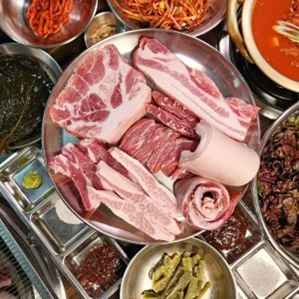 돼지한마리 후평점 사진 2