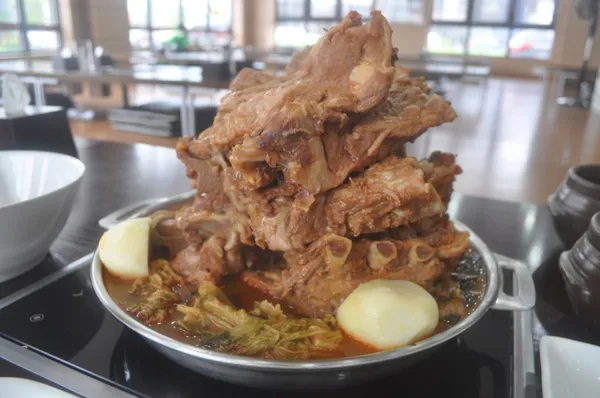 본점원조뼈다귀구리본점 사진 4