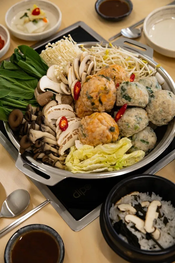 방이굴림만두떼굴 방이본점 사진 4