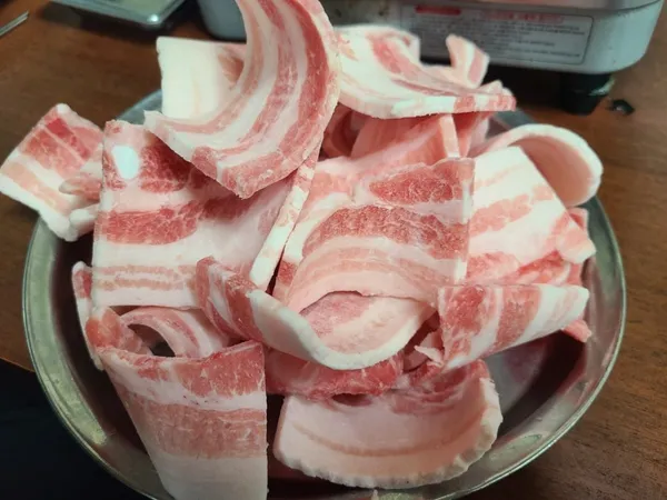 형제돌구이식당 사진 4
