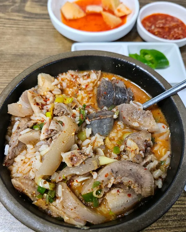 소문난순대국왕족발 사진 4