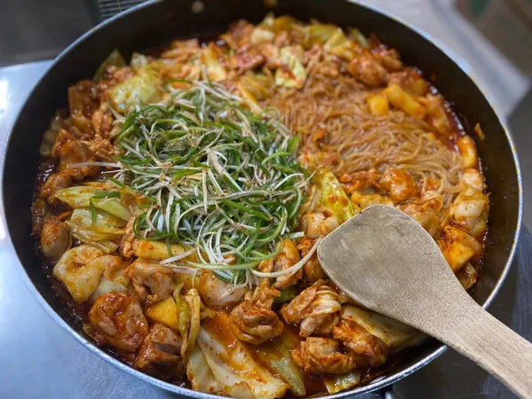 닭이봉춘천닭갈비 상암점 사진 3