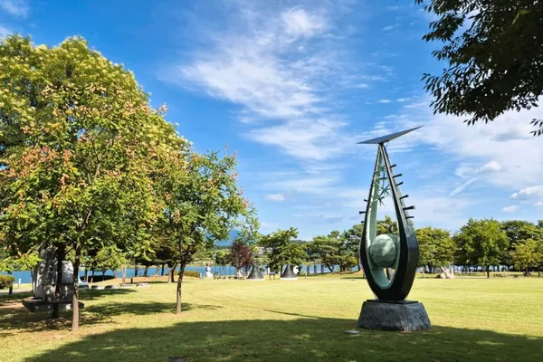 중앙탑사적공원 사진 2