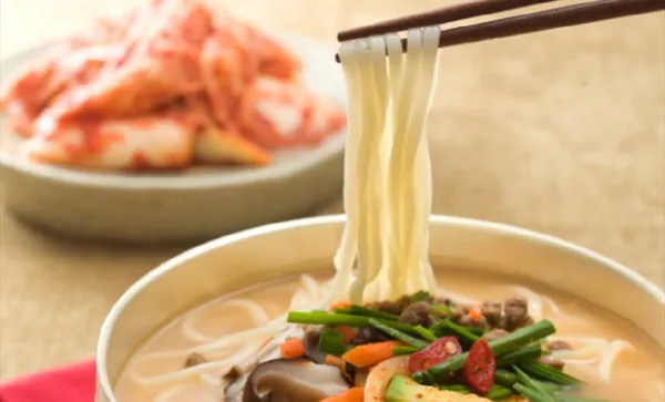 명동칼국수샤브샤브 학동점 사진 2