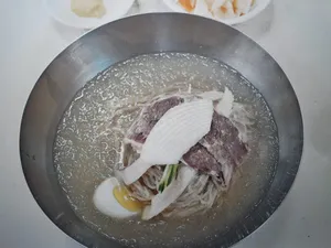 ウルミルデ ピョンヤンネンミョン