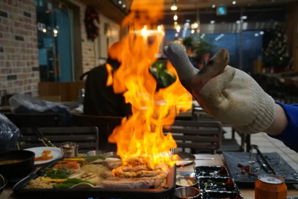 육곱식당