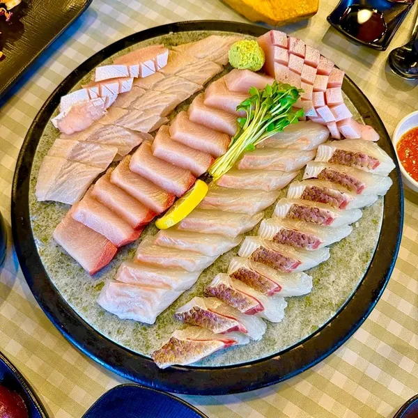 도툼횟집