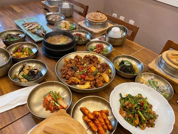 자연의밥 로송 본점