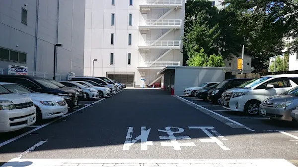 Estacionamento Sakae