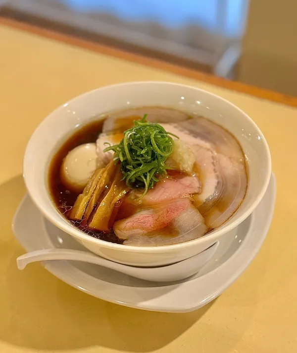 코마츠 사진 3