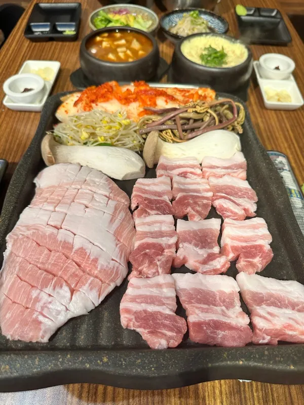 이쪽 김치삼겹살