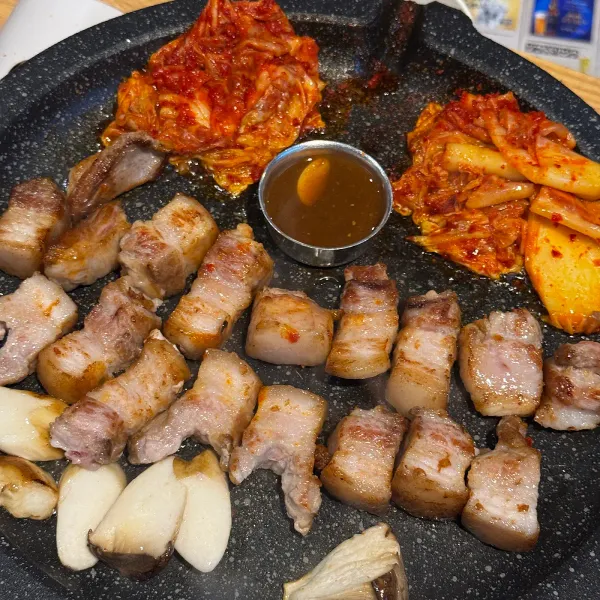 Chic 한국요리 식구 Korean Restaurant 사진 5