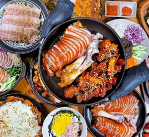 족발야시장 송도트리플스트리트점