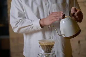 화이트셔츠 커피
