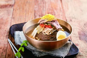 설눈