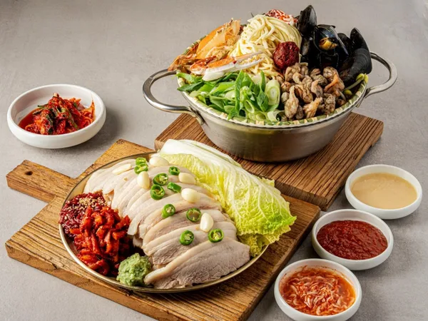 손정보쌈 마곡역점