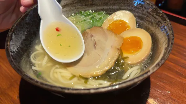 Ryukyu Ramen Tondou 사진 2