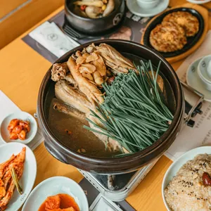 Jiho Hanbang Samgyetang Guri Direct Branch