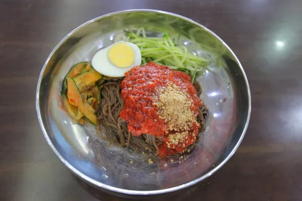벚골도토리막국수 사진 3