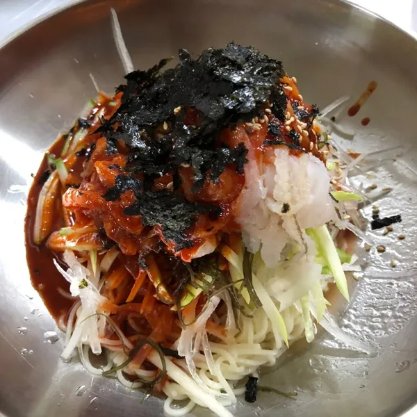 감칠맛회국수 사진 2