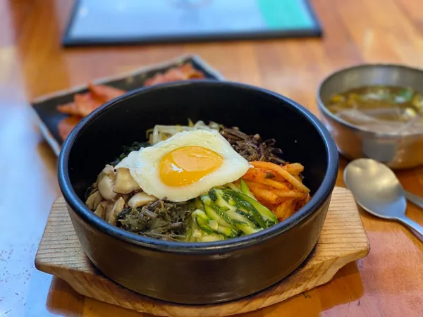 우정돌솥비빔밥 서면점