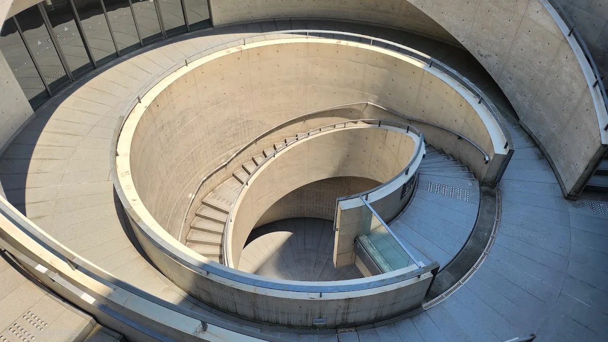 Hyogo Prefectural Museum of Art, main photo