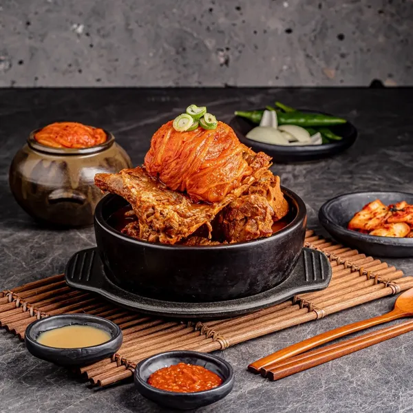 청년감자탕 송파 본점 사진 3