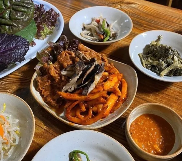 녹원쌈밥 연희점 사진 2