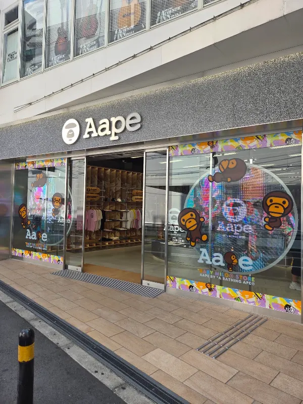 AAPE STORE 心斎橋 사진 5