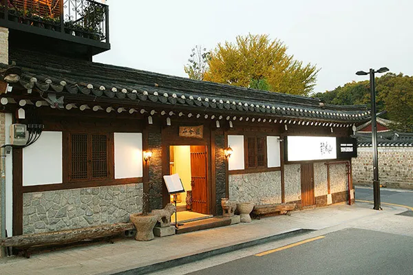 용수산 비원점
