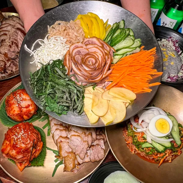 깐깐한족발 본점 사진 2